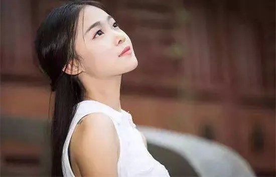 爱燃情感:身上有这3个“痕迹”的女人,很旺夫! 爱燃情感:身上有这3个“痕迹”的女人,很旺夫!