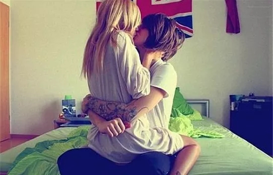 爱燃情感:异性同居发生关系了,女人吃亏吗? 爱燃情感:异性同居发生关系了,女人吃亏吗?