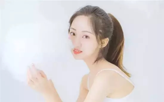 爱燃情感:如何追求40岁的女人? 爱燃情感:如何追求40岁的女人?