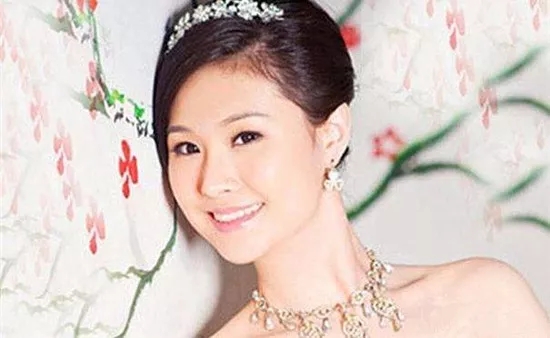 爱燃情感:娶同学做老婆是什么感觉? 爱燃情感:娶同学做老婆是什么感觉?